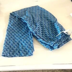Vineyard Vines lounging pants.   Size small